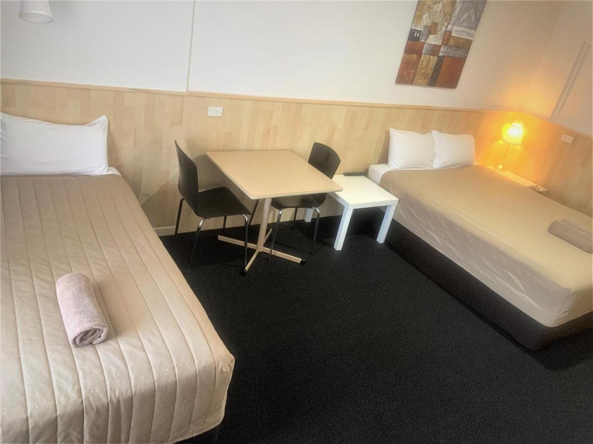 Countryman Motor Inn Каура Экстерьер фото