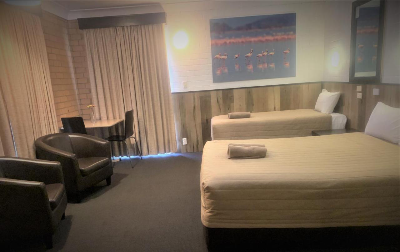 Countryman Motor Inn Каура Экстерьер фото