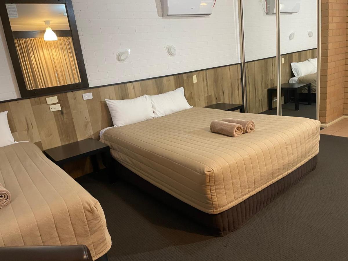 Countryman Motor Inn Каура Экстерьер фото