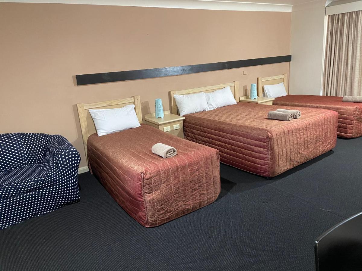 Countryman Motor Inn Каура Экстерьер фото