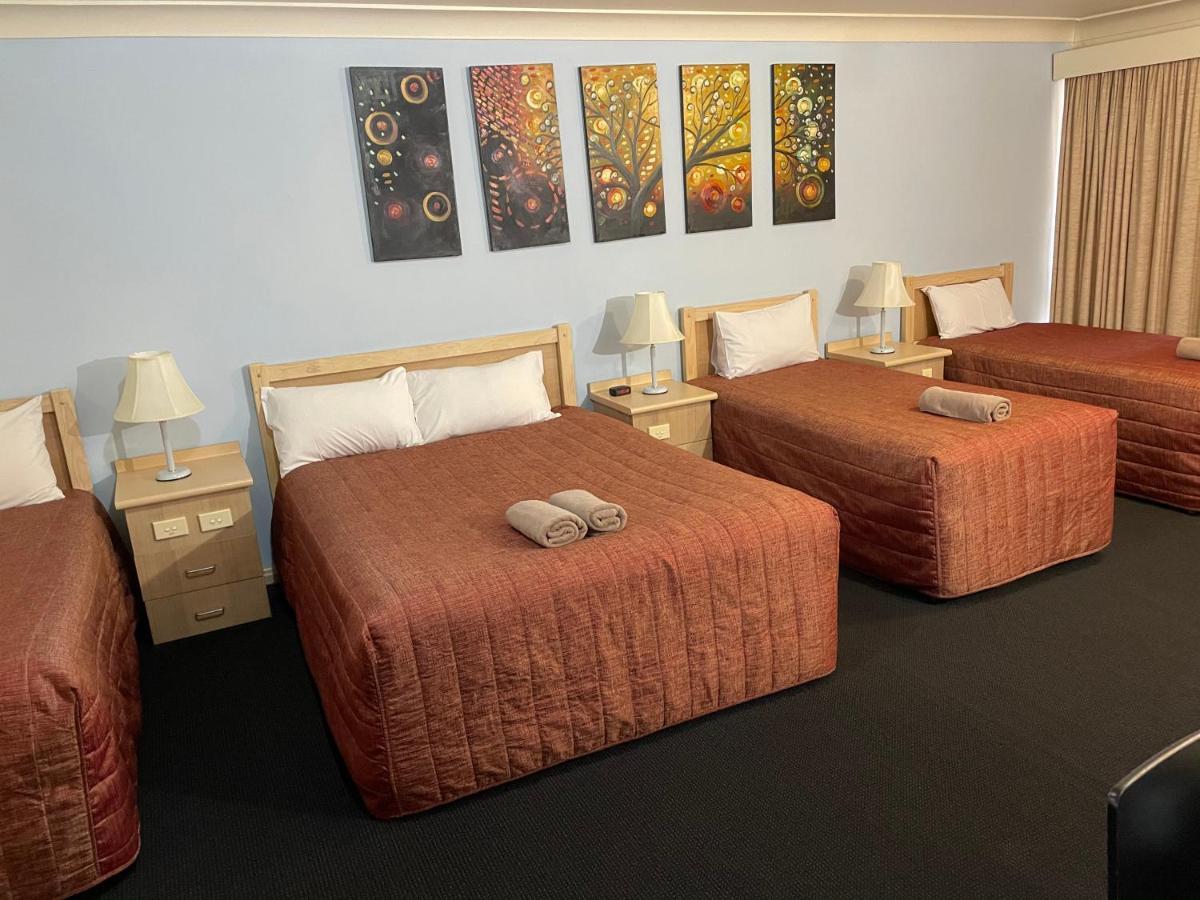 Countryman Motor Inn Каура Экстерьер фото
