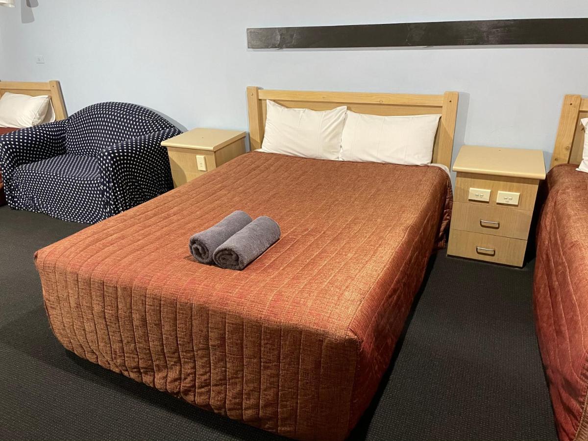 Countryman Motor Inn Каура Экстерьер фото