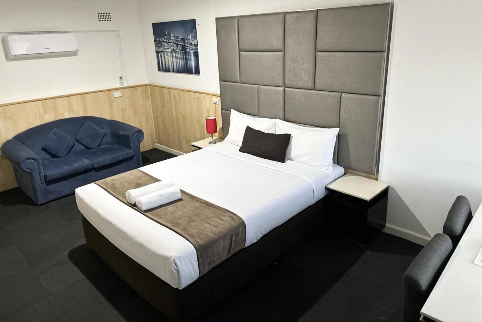 Countryman Motor Inn Каура Экстерьер фото