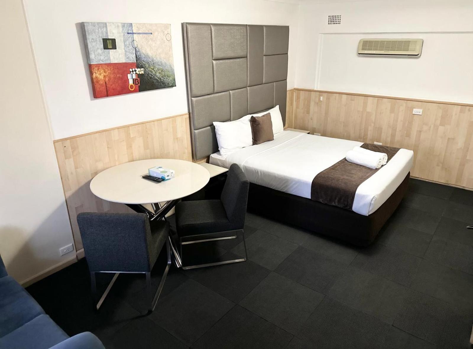 Countryman Motor Inn Каура Экстерьер фото