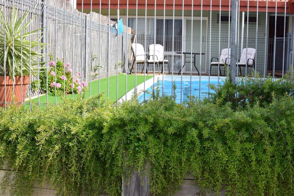 Countryman Motor Inn Каура Экстерьер фото