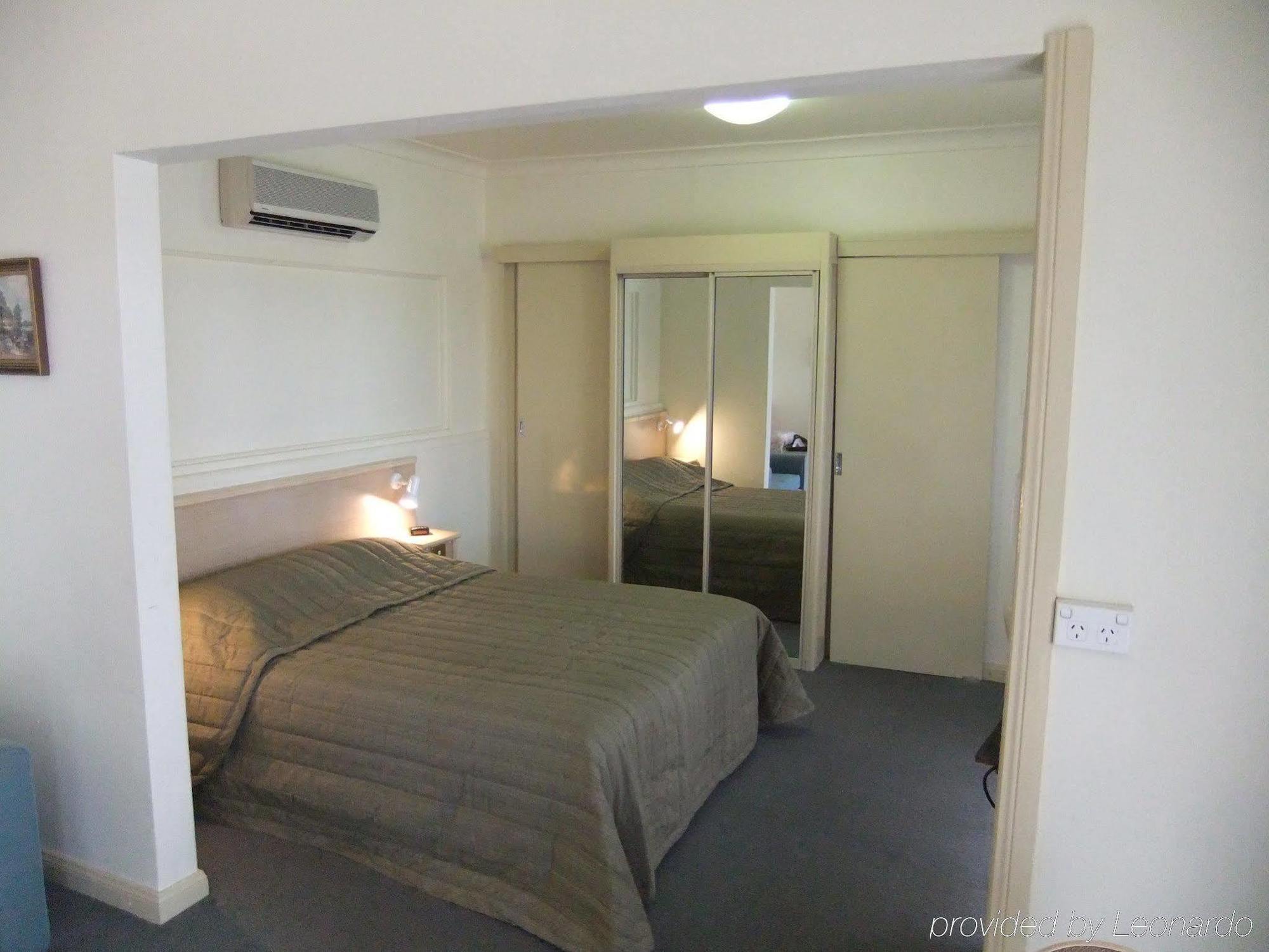 Countryman Motor Inn Каура Экстерьер фото