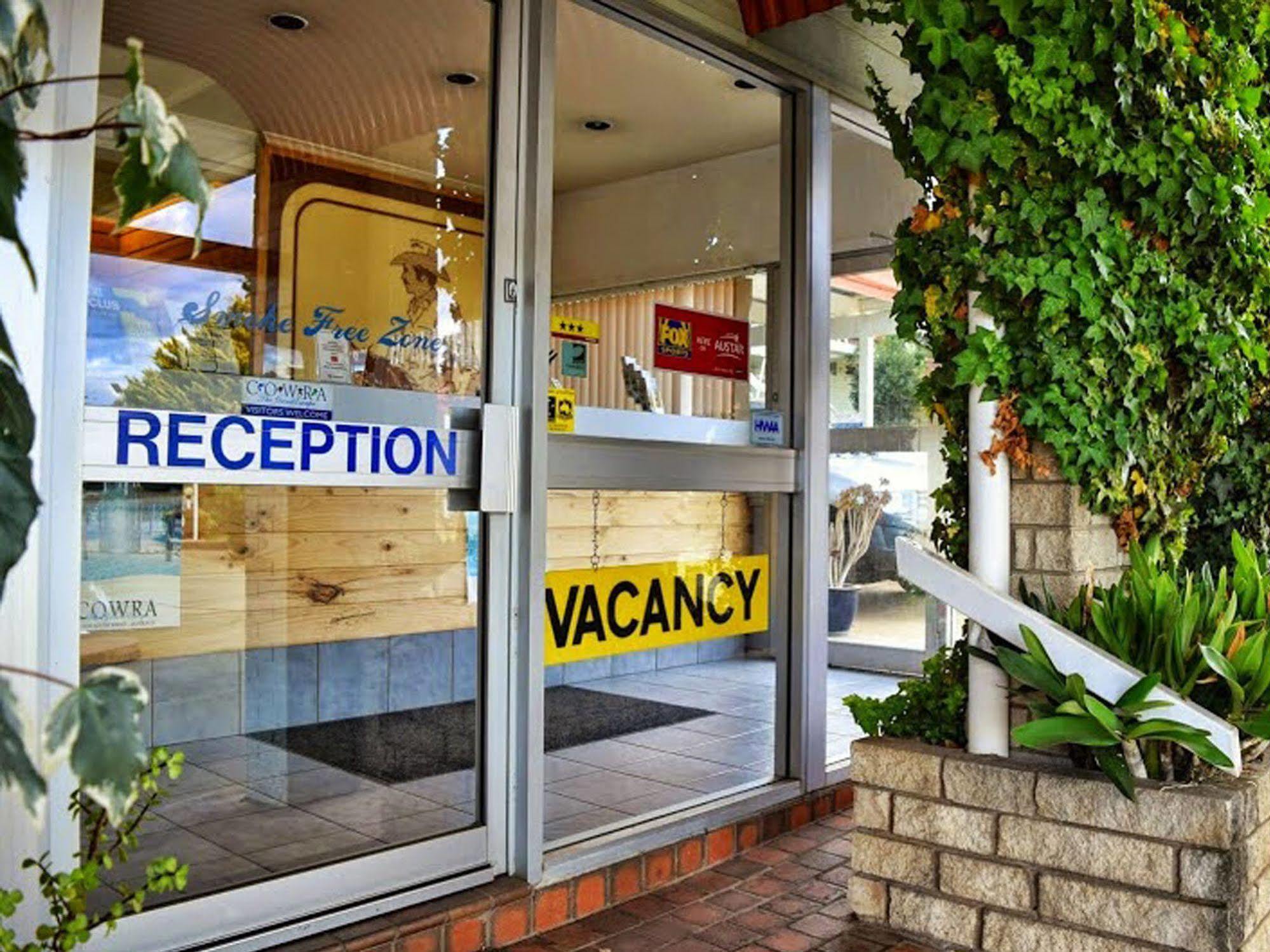 Countryman Motor Inn Каура Экстерьер фото