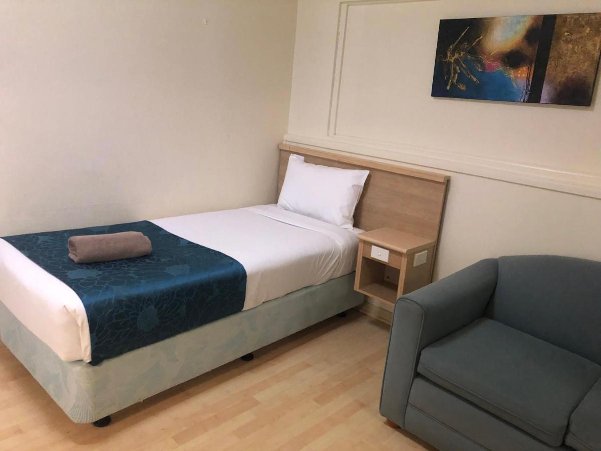 Countryman Motor Inn Каура Экстерьер фото